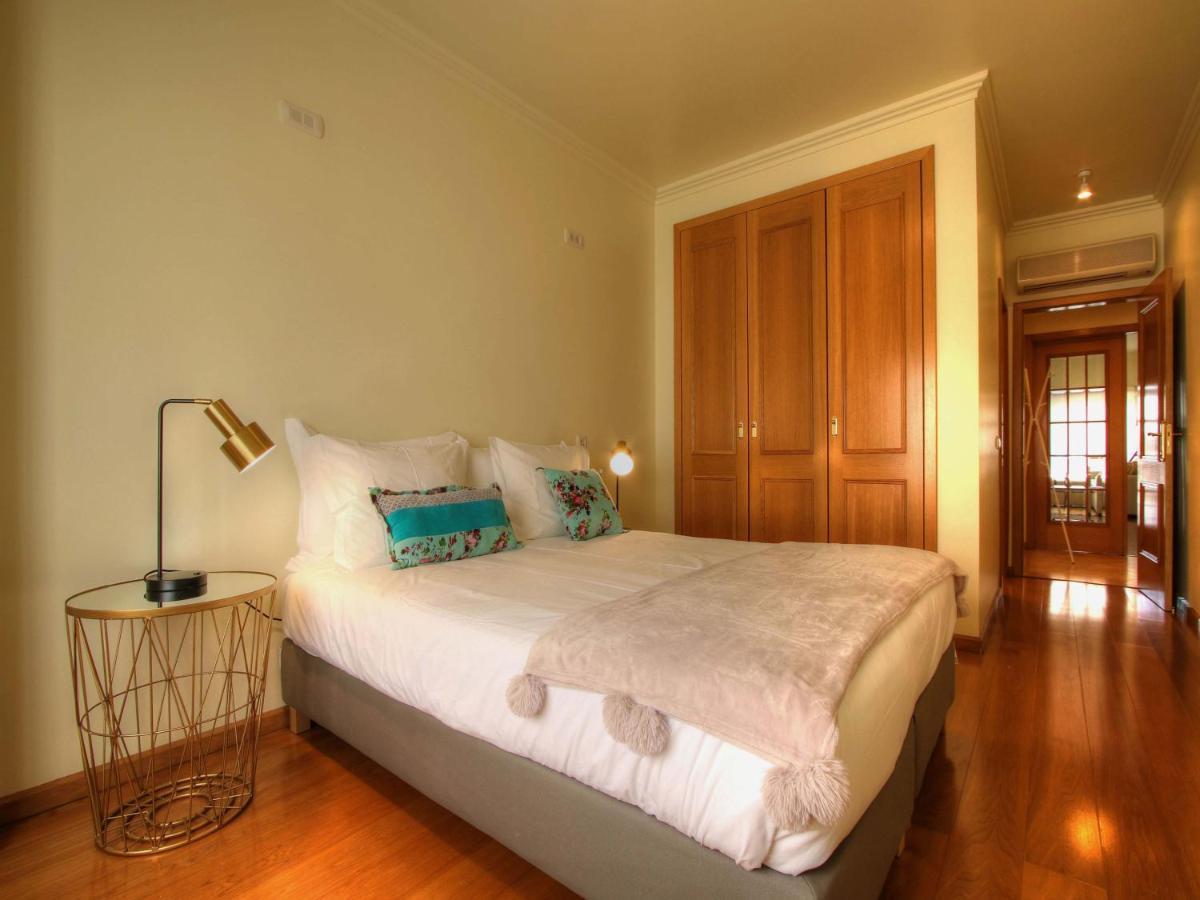 세투발 Balcony With View, Private Garage, An Elevator 아파트 외부 사진