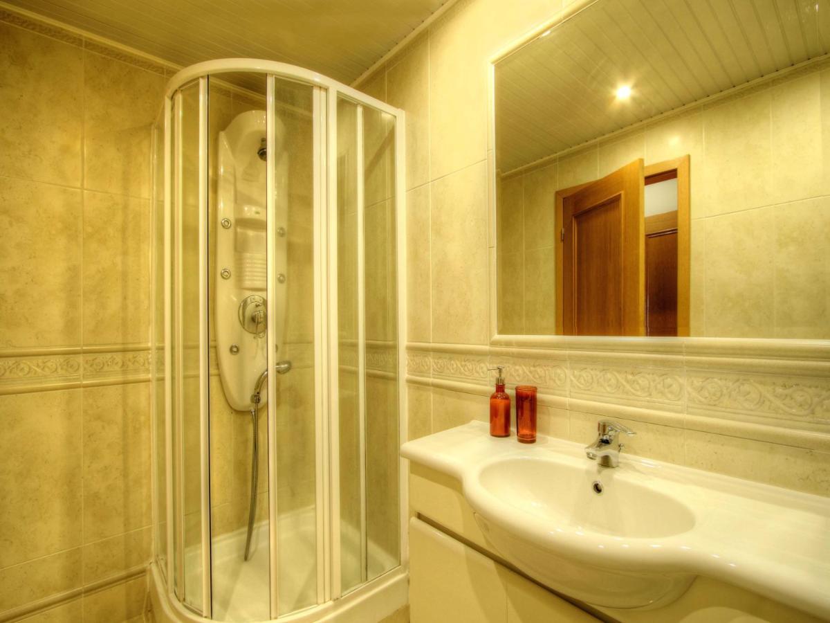 세투발 Balcony With View, Private Garage, An Elevator 아파트 외부 사진