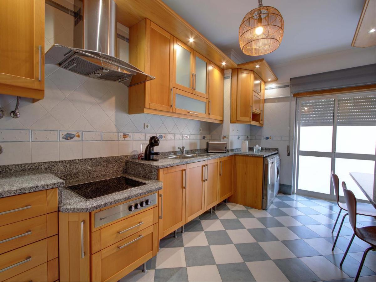세투발 Balcony With View, Private Garage, An Elevator 아파트 외부 사진